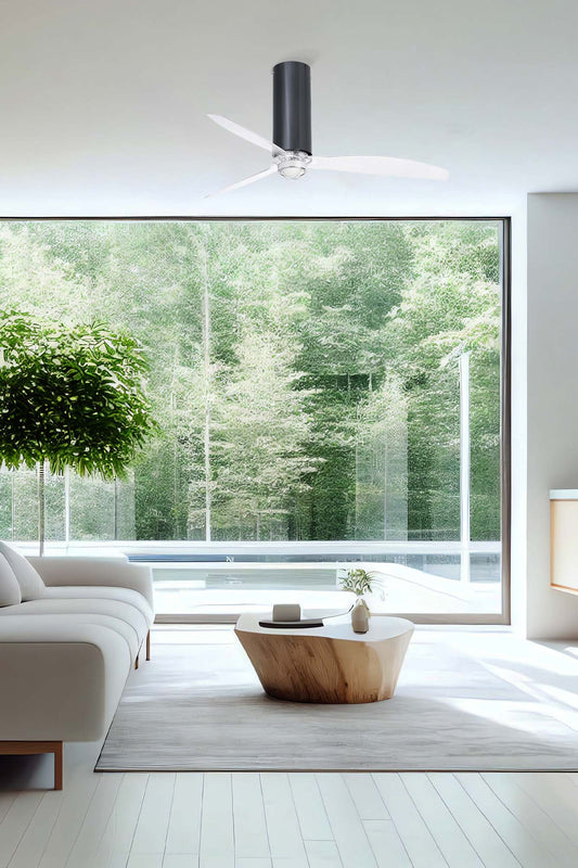 Ventilador de techo fabricado en Acero y Cristal color Negro, ideal para salón