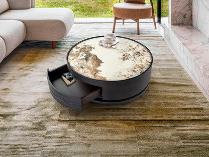 Mesa de Centro Giratoria Iza 80 cm Negro con Cajón Schuller en ambiente decorado | Schuller