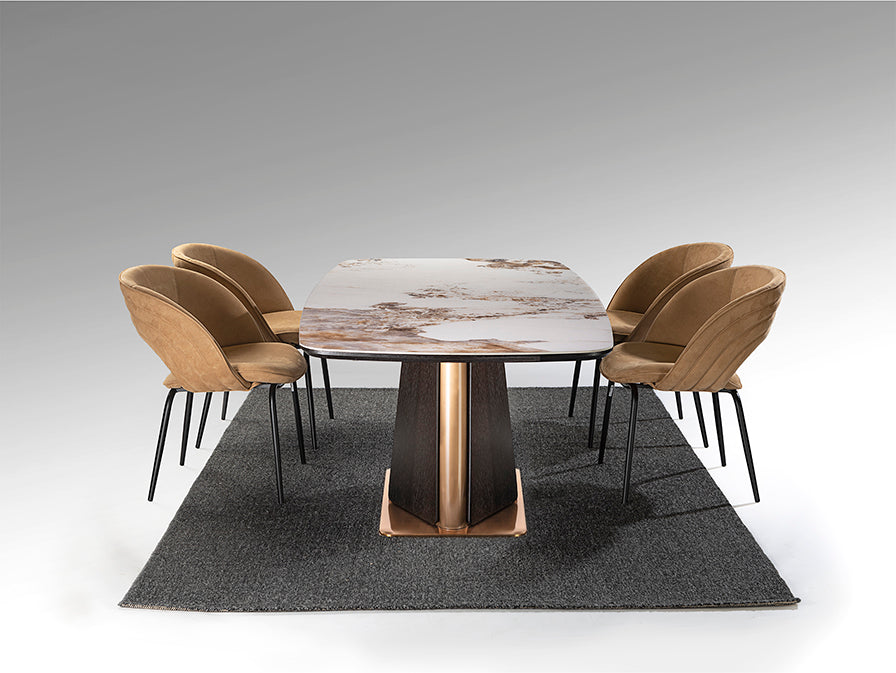 Mesa de Comedor Luca 200 cm Roble Oscuro con Tapa de Mármol Schuller en ambiente decorado | Schuller
