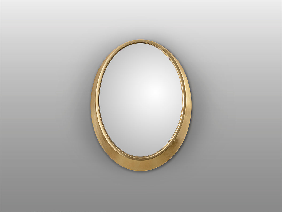 Espejo Ovalado Alan 87 cm Pan de Oro Schuller en ambiente decorado | Schuller