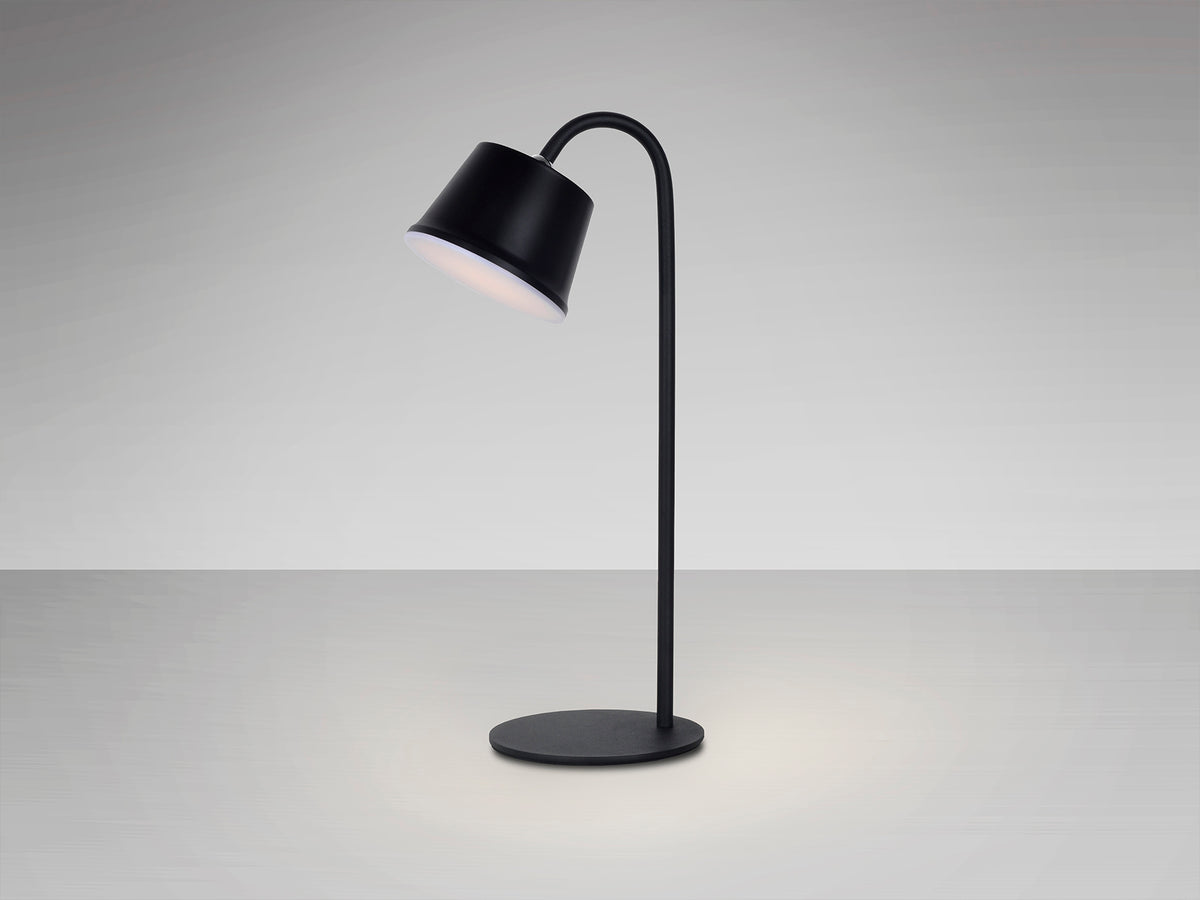 Lámpara de Sobremesa LED Portátil Cuco 3W Recargable Negro Schuller en ambiente decorado | Schuller