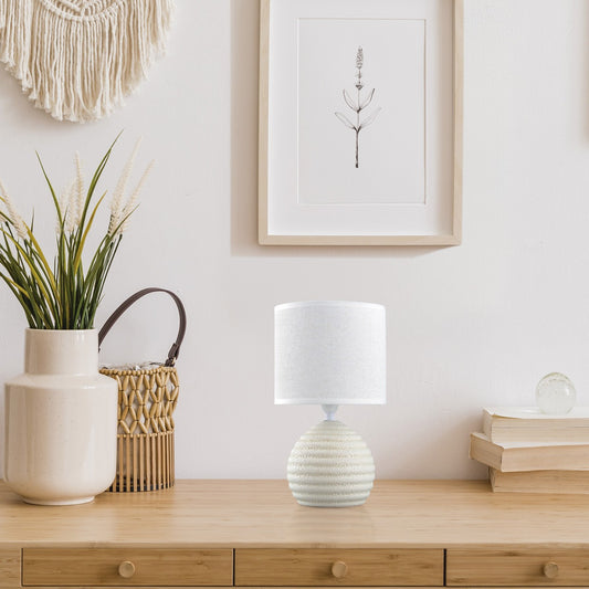 Lámpara sobremesa Clo Beige en ambiente de salón - Vista decorativa