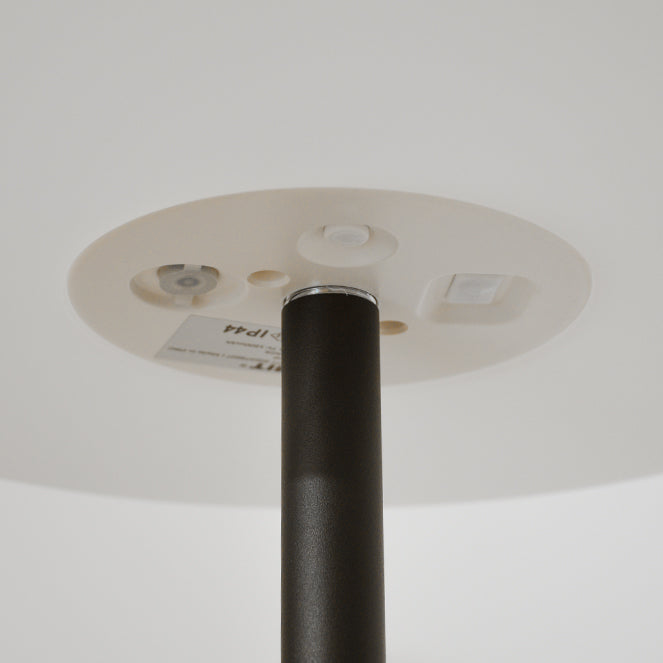 Lámpara de Sobremesa Portátil BIANA 30 cm LED RGB Recargable IP44 Blanca Lumit - imagen 2 | Interlusa