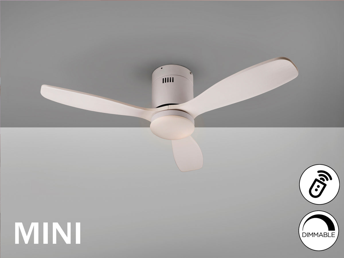 Ventilador de techo Siroco Mini blanco Schuller con luz, diseño moderno de madera y motor DC regulable, ideal para salón.