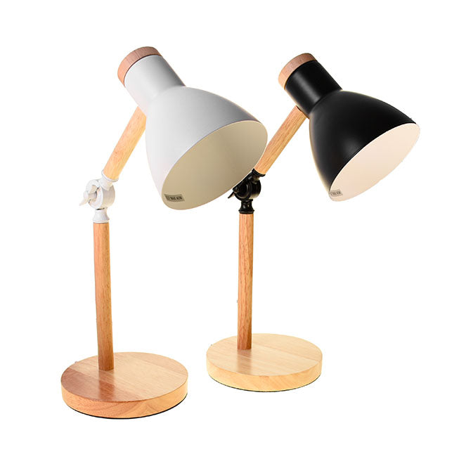 Flexo de escritorio con protección IP20 ideal para salón